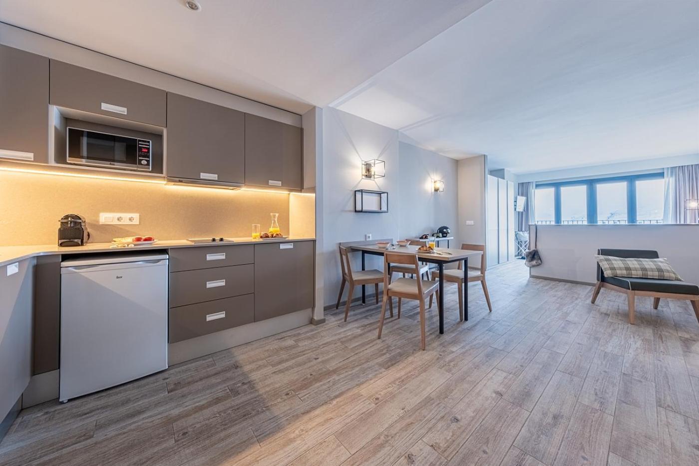 Apartamentos Caribou Pas De La Casa Eksteriør bilde